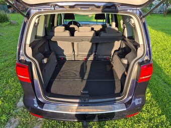 VW TOURAN 2.0TDI 103kw 2012_7 míst - 9