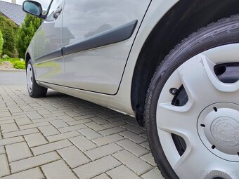 Škoda Fabia kombi 1.2tsi 77kw DSG 10/2012 Family AČ - 9