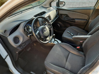 Toyota yaris 1,5 hybrid 9/2014 lift naj 127 tis km - 9