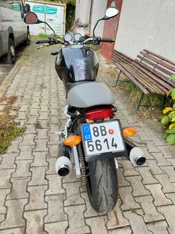 Ducati monster 600 - 9