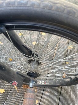 Author bmx - 9