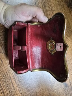 KRÁSNÁ STARÁ PATRONTAŠKA/ KARTUŠE NA NÁBOJE RU - 9