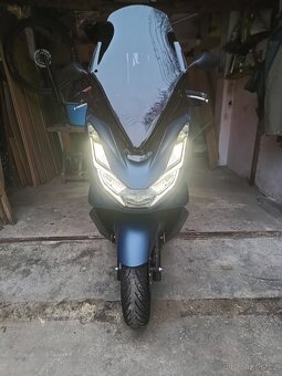 Honda PCX 125 - 9