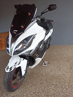 Kymco Xciting 400i R.V.2013 - 9
