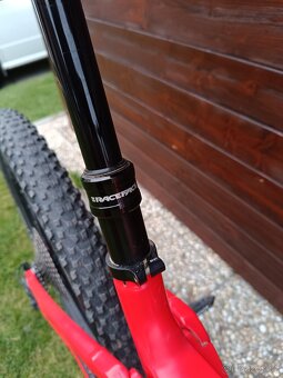 KARBONOVÉ ELEKTROKOLO BMC SPEEDFOX AMP TWO - vel. M - 9
