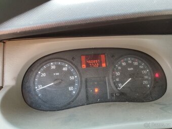 Renault Trafic - 9