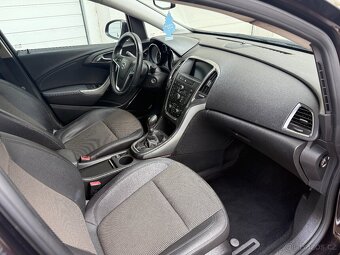 Opel Astra, 1.7CDTi, 96kw ECOflex Man. - 9