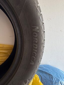 Zimní pneu 235/60 R18 V - 9
