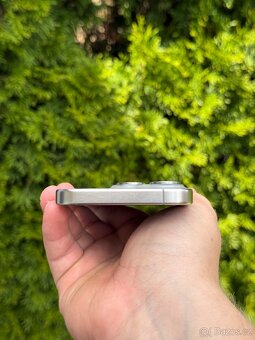 iPhone 15 Pro - Top stav - 9