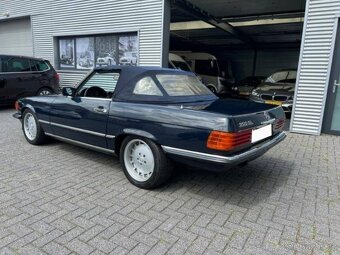 Mercedes-Benz SL-Klasse 300 SL Automaat z roku 1988 - 9