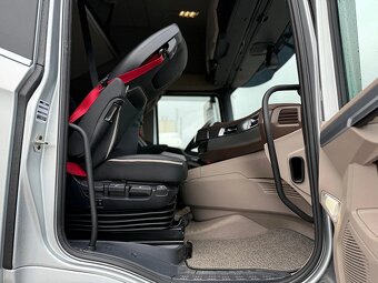 DAF XG+530 LowDeck - tahač návěsů - 9