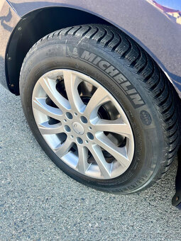 Volkswagen Sharan 2.0TDi highline - 7 míst - 9