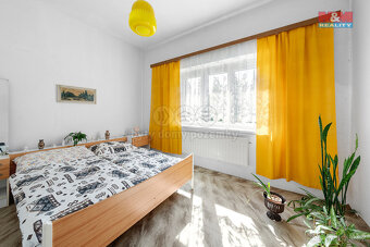 Prodej 2/3 rodinného domu, 260 m², Jeníkov - Oldřichov - 9