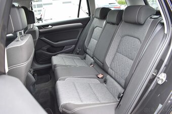 Volkswagen Passat 1.5 TSI 110kW DSG ACC DPH ČR 1.MAJITEL - 9