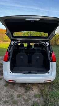 Peugeot 5008 2.0 HDI ALLURE 7.míst pouze 88500km - 9