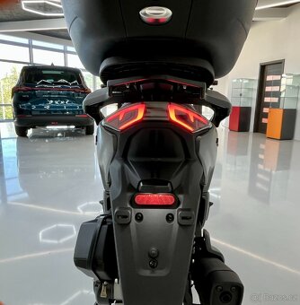 VOGE SR16 125i - 9