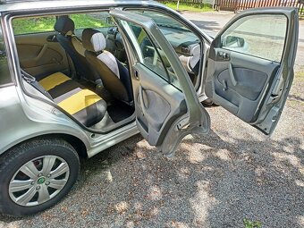 Škoda octavia 1 combi 1,6 - 9