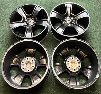 6x139.7 R20 Dodge RAM 1500 - ORIGINÁL Alu - černé - 9