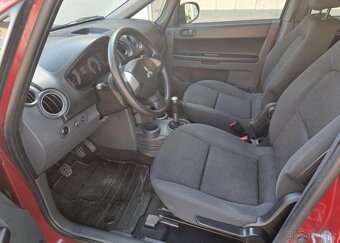 Mitsubishi Colt 1,1 Inform benzín manuál 55 kw - 9