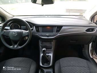 Opel Astra combi 2016 1.0 benzín 100.000 km 1. Majitel - 9