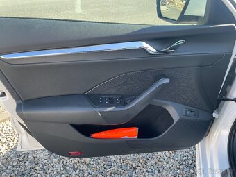 Škoda Octavia IV 2.0 TDi/110kW DSG - Style - 9