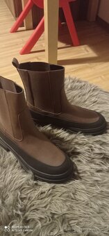 Kotníkové boty. - 9