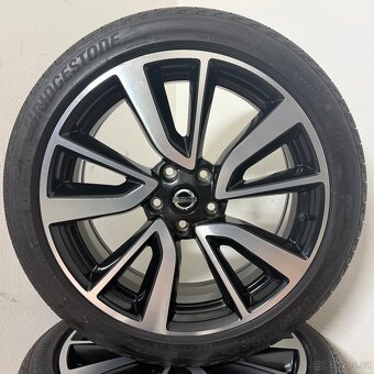 NISSAN QASHQAI 5x114,3 R19 ET40+LETNÍ 225/45R19 7m - 9