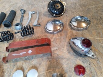 Jawa pérák, Ogar 350, ČZ 150C, Jawetta, pařez - 9