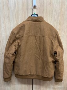 26. Krásné, pánské bundy REVOR Italy - 9