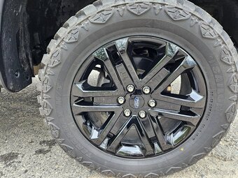Ford F150 XLT 5.0 V8 4x4 Raptor paket r.v.2022 - 9