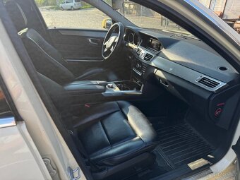 Mercedes Benz E200 - pěkný stav, po velkém servisu - 9