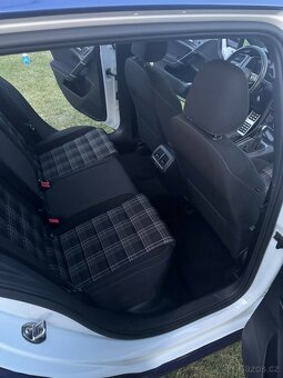 Volkswagen Golf VII 2.0 GTD - 9