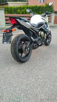 Yamaha XJ6 - 9