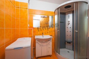 Prodej půvabné chalupy hodinu od Prahy v Malém Ježově, obec - 9