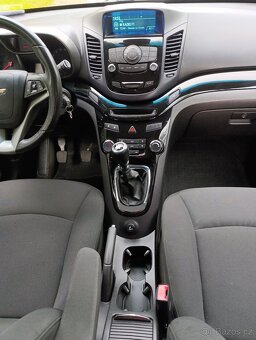 Chevrolet Orlando 2.0 Diesel LT (2012) – 7 míst, STK 01/2027 - 9