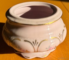 Souprava krásného růžového porcelánu, celkem 5ks - 9
