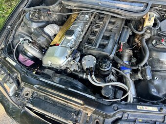BMW 330ci turbo - 9
