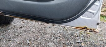 Toyota Yaris 1.3 r.v.2004 - 9