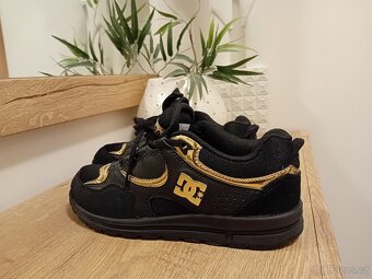 DC dámské tenisky vel. 37/37,5 kožené - 9