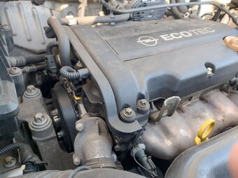 Opel Corsa D 1.2 16v, STK 4/27 - 9