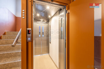 Prodej bytu 2+1, 54 m², Louny, ul. Kosmonautů, balkon - 9