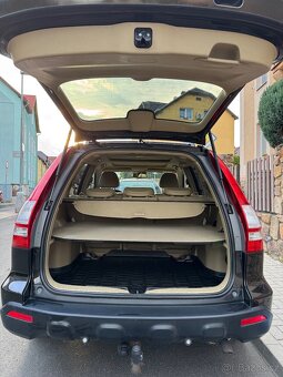 Honda CR-V 3. generace (r. v. 2008), výbava Executive - 9