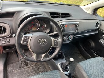 Toyota Yaris - 9
