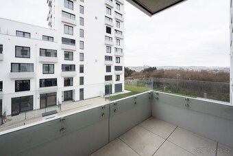 Byt 2+kk 55,6m2 s balkónem 4,7m2 - 9