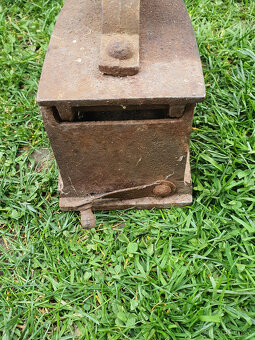 Staré žehličky - 9