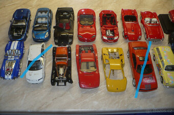 Vrak model auto 1:24 1:18 - 9