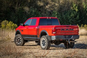 Rezervace Dodge RAM 2500 Power Wagon 6.4L - 9