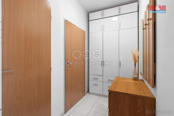 Prodej bytu 2+kk, 39 m², Roztoky, ul. Najdrova - 9