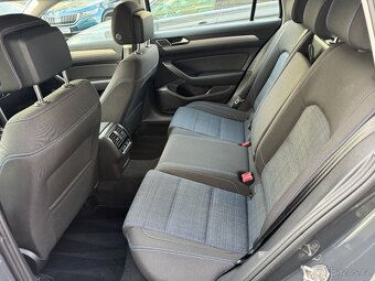 VW Passat B8 GTE 1.4 eTSI eHybrid 160kW DSG ACC Navi Kamera - 9