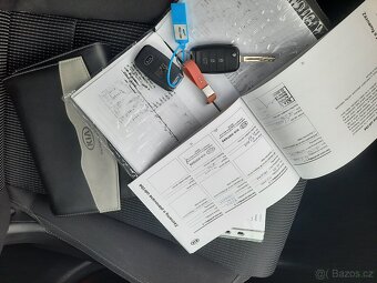 Kia sportage 1,6i 99kw r.v 12/2016 naj 70t benzín - 9